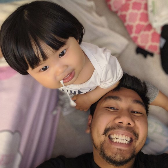 Meet your Posher, Minh - Picture 1 of 2